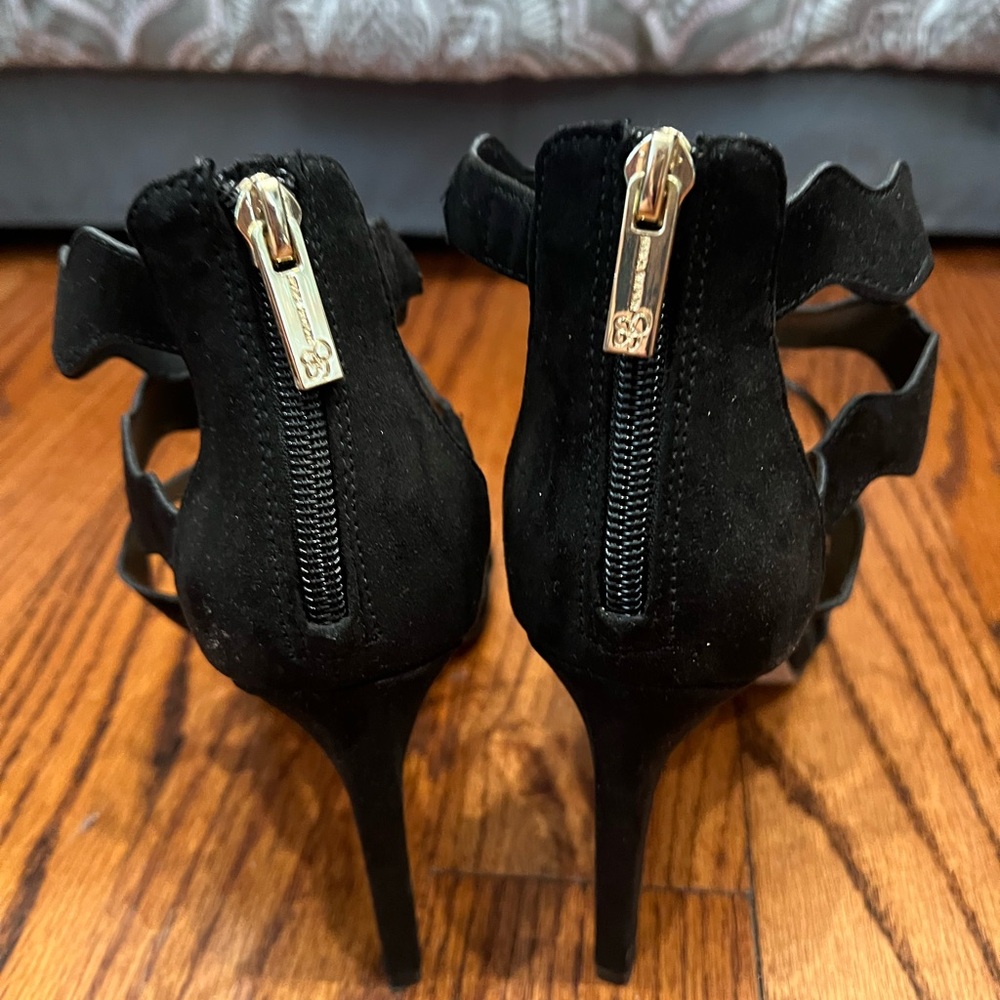 Jessica Simpson Black Suede Heels with Strappy Design - Picture 3 of 7